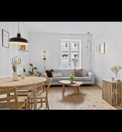 Toyen * Oslo
